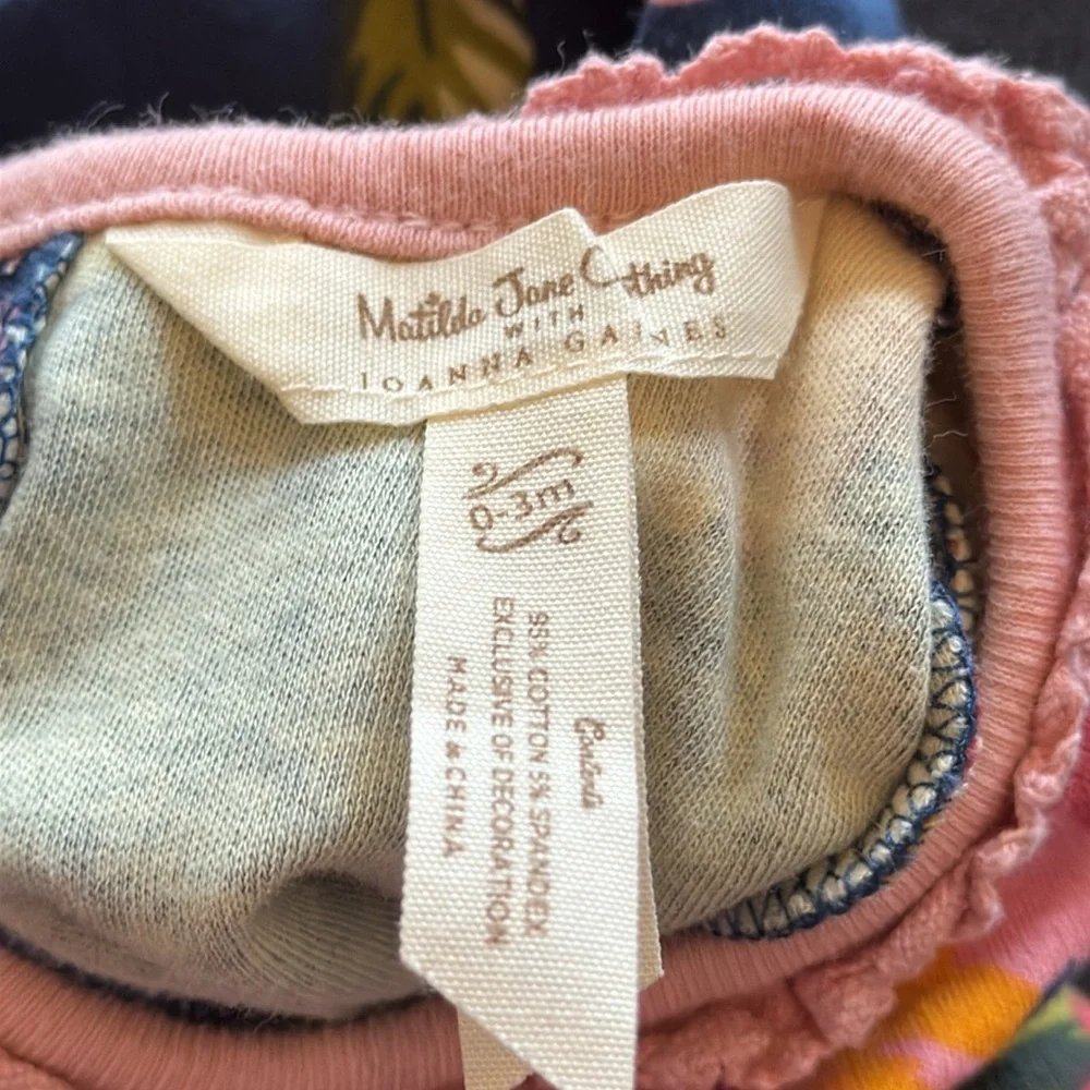 Matilda, Jane size 0–3 months Floral Long Sleeve Baby Onesie‎
